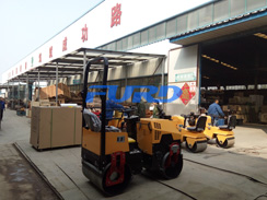 今日福瑞得微動(dòng)態(tài)--福瑞得機(jī)械小型壓路機(jī)發(fā)往北京、福建等地