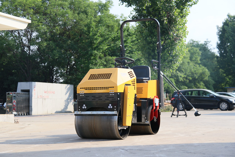 “明星款”小型壓路機(jī)，讓大家的選擇不再“迷路”！